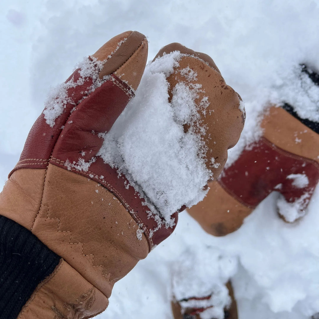 5280 Water Buffalo Leather Mitten